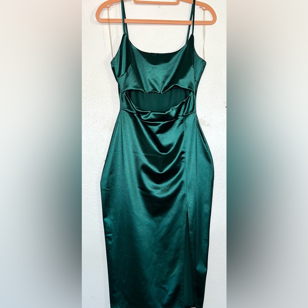 Emerald Green Satin Midi Dress Cut Out Front Slit Sleeveless Sexy Formal Party M